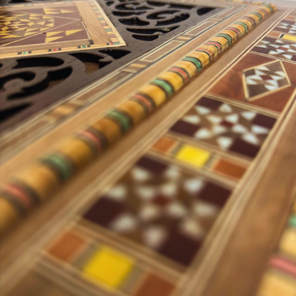 صندوق مجوهرات موزاييك دمشقي – مبطن بالمخمل بأناقة راقية